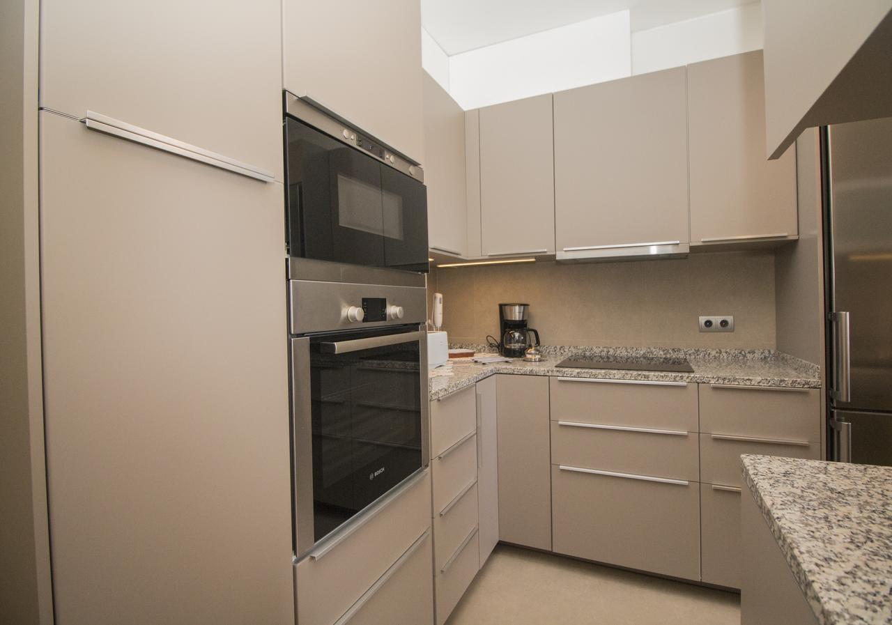 Old Town Apartment Elias Garcia ฟุงชาล ภายนอก รูปภาพ