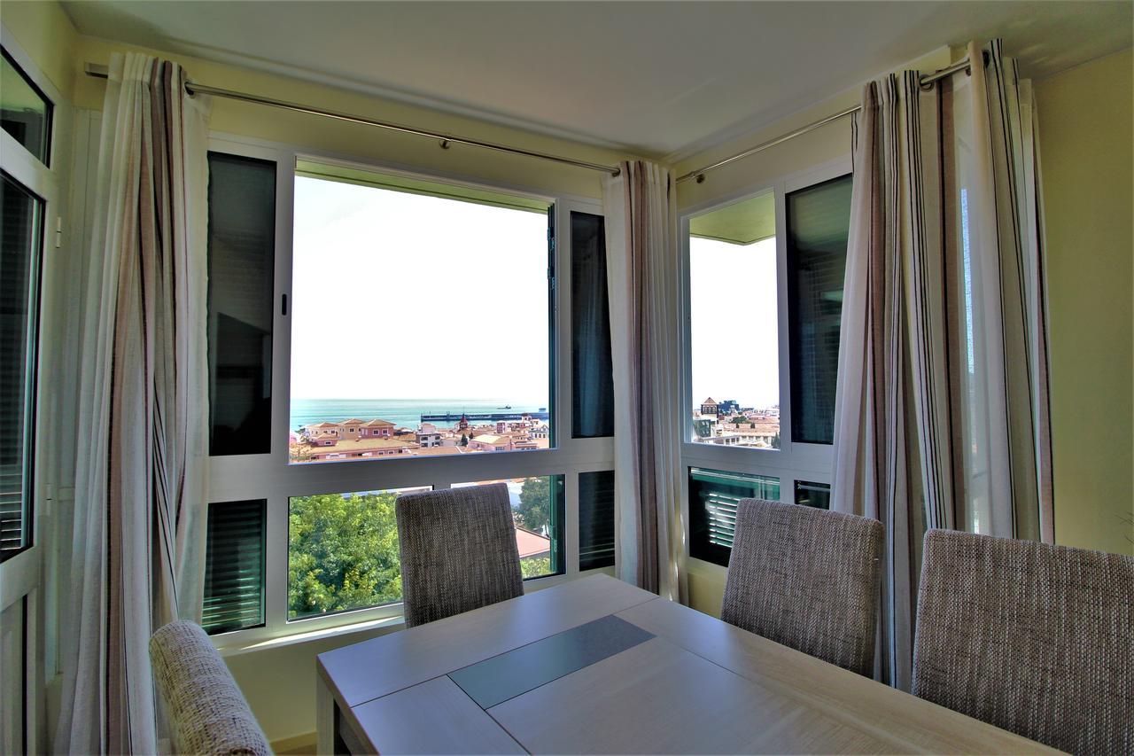 Old Town Apartment Elias Garcia ฟุงชาล ภายนอก รูปภาพ