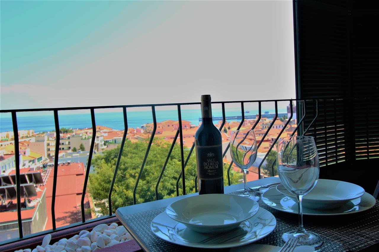 Old Town Apartment Elias Garcia ฟุงชาล ภายนอก รูปภาพ