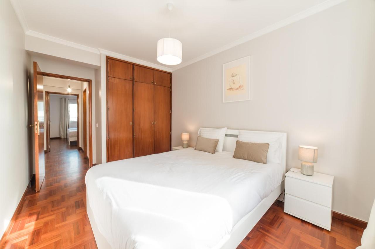 Old Town Apartment Elias Garcia ฟุงชาล ภายนอก รูปภาพ