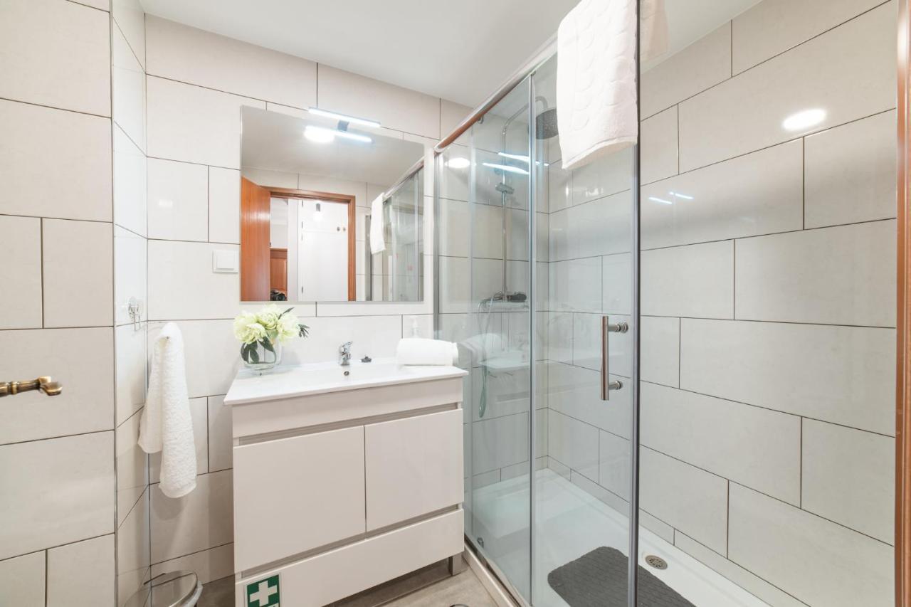 Old Town Apartment Elias Garcia ฟุงชาล ภายนอก รูปภาพ
